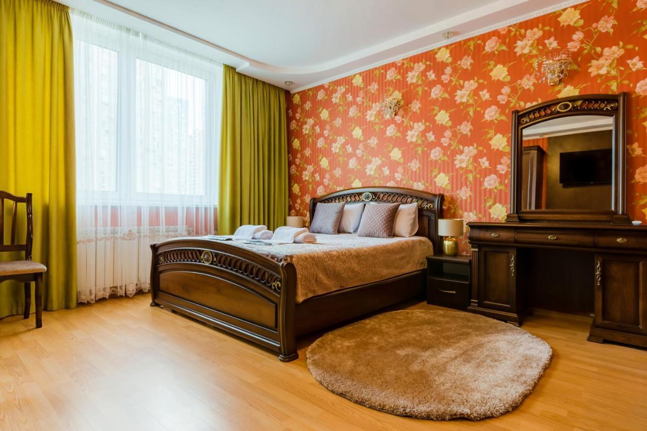 Poznyakoff Aparthotel Kiev Luaran gambar